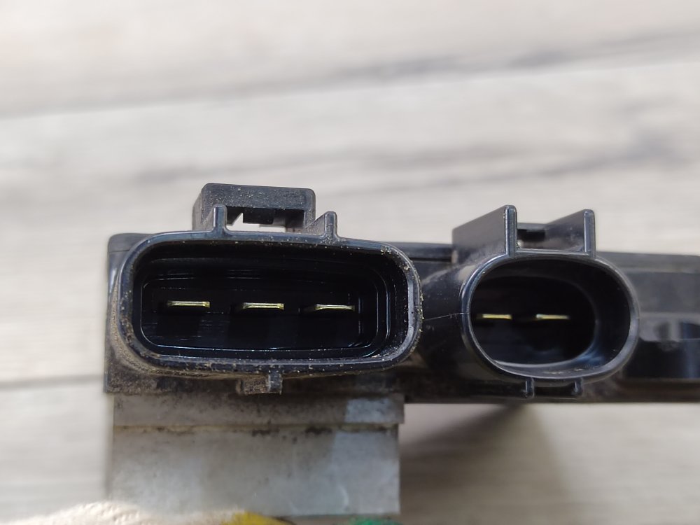 Блок управления вентилятором, 1000 рублей, Москва