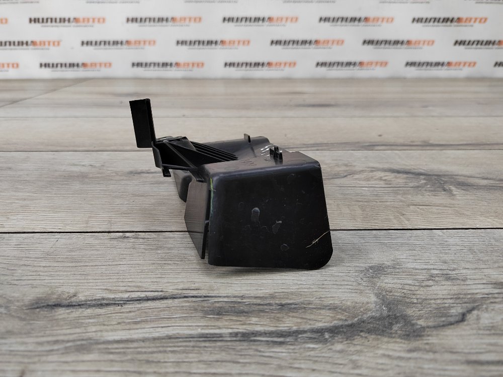 Дефлектор радиатора, 600 рублей, Москва