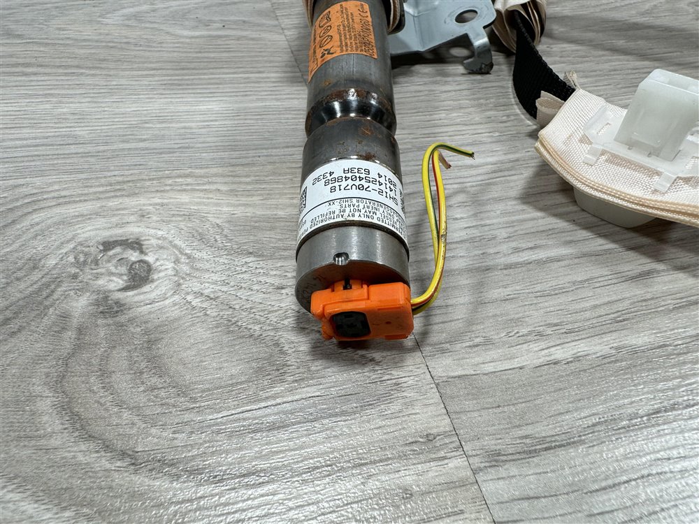 Подушка безопасности боковая, 9000 рублей, Севастополь