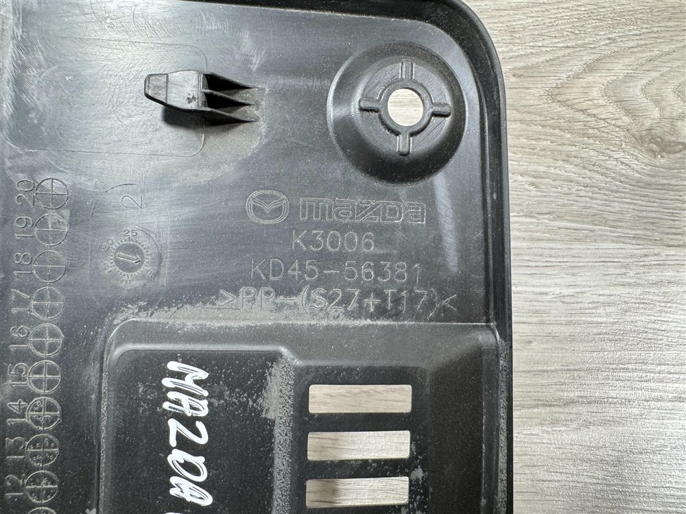 Накладка замка капота, 600 рублей, Севастополь