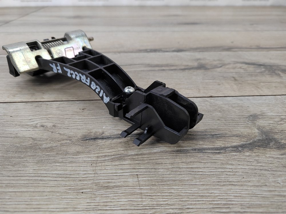 Кронштейн ручки двери, 500 рублей, Москва