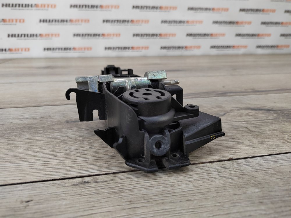 Кронштейн ручки двери, 700 рублей, Москва