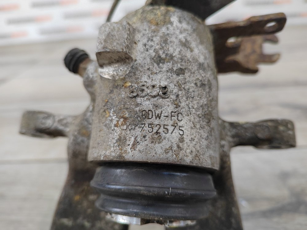 Суппорт тормозной, 4000 рублей, Москва