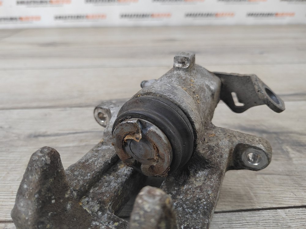 Суппорт тормозной, 3200 рублей, Москва