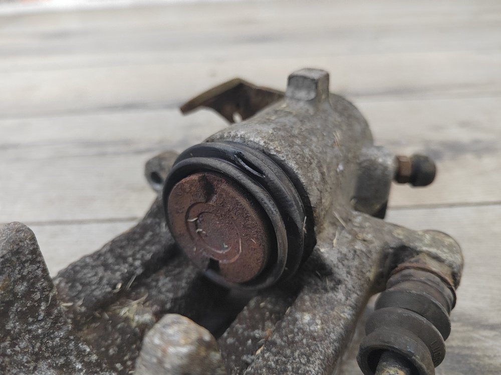 Суппорт тормозной, 2500 рублей, Москва