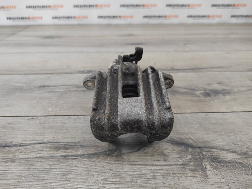 Суппорт тормозной, 3200 рублей, Москва