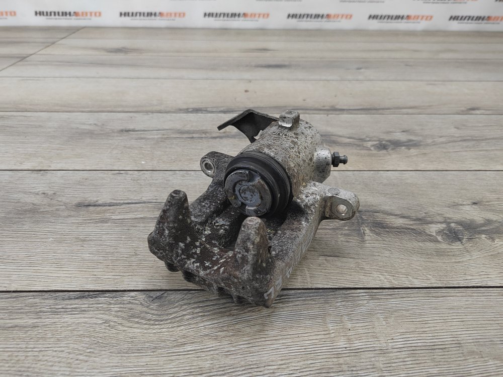 Суппорт тормозной, 3200 рублей, Москва