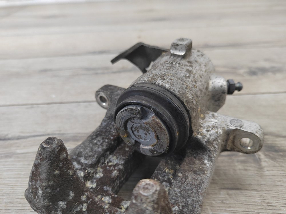 Суппорт тормозной, 3200 рублей, Москва