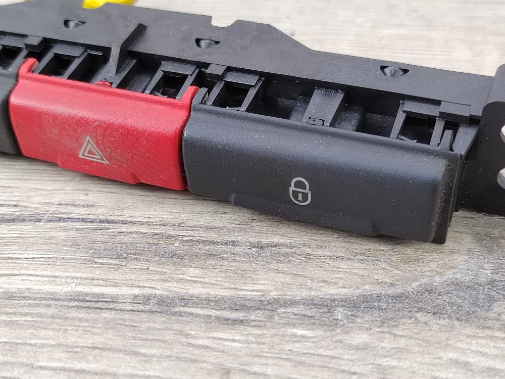 Кнопка аварийной сигнализации, 600 рублей, Москва