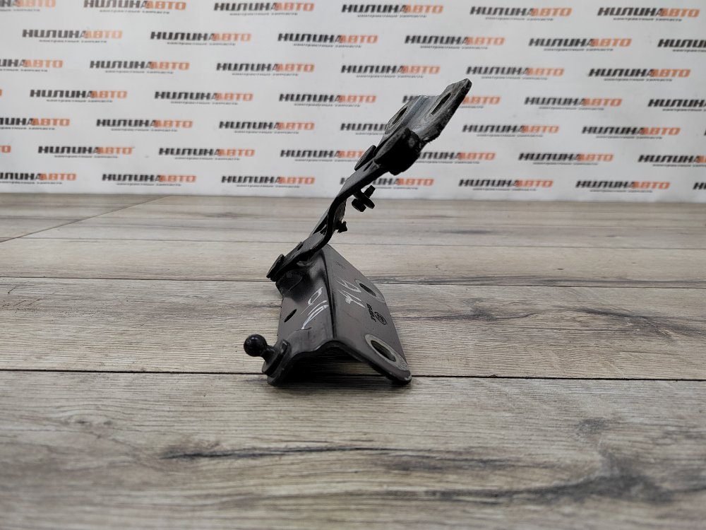 Петля капота, 500 рублей, Москва