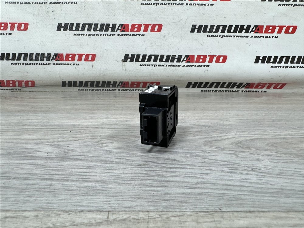 Кнопка антипробуксовочной системы, 750 рублей, Севастополь