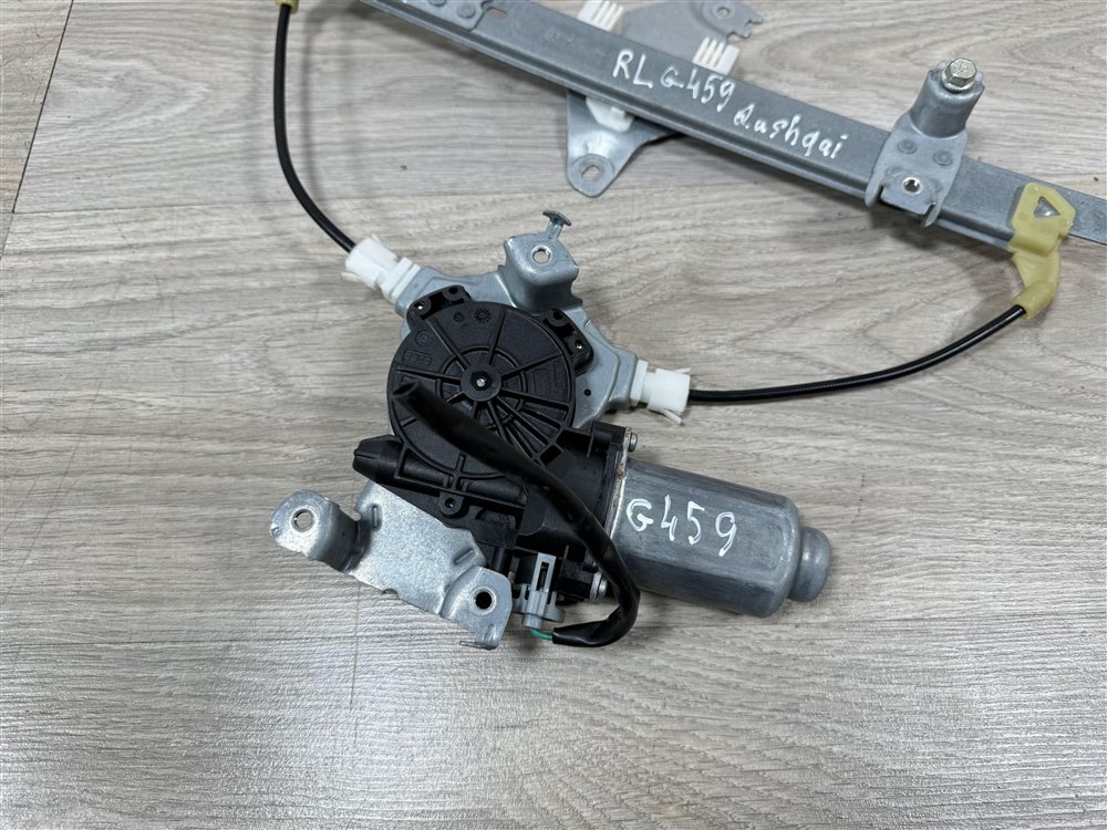 Стеклоподъемник, 1000 рублей, Севастополь