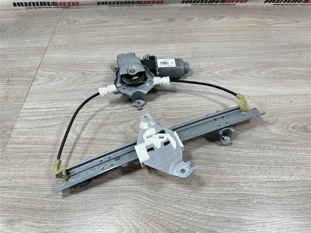 Стеклоподъемник, 1000 рублей, Севастополь