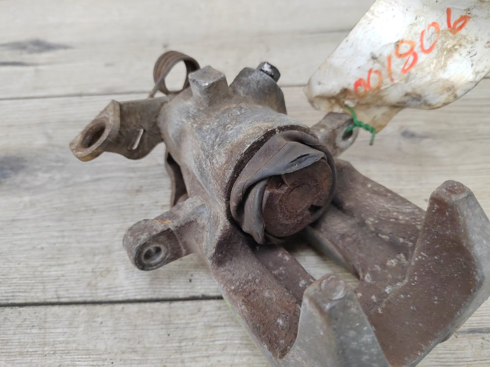 Суппорт тормозной, 2000 рублей, Москва