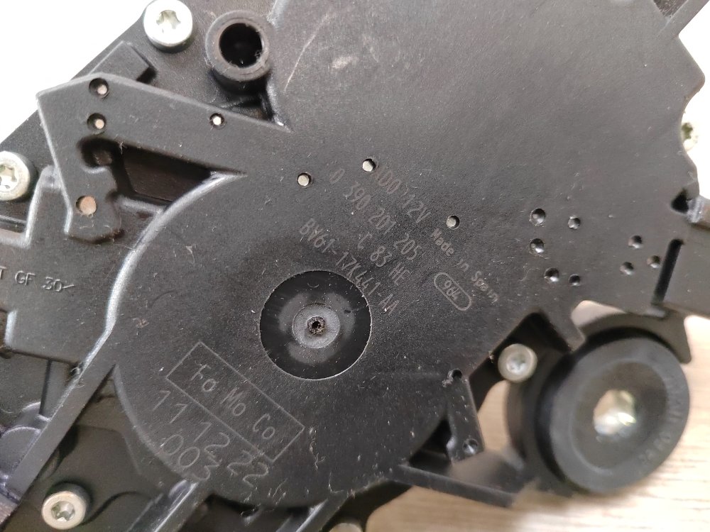 Моторчик стеклоочистителя, 1000 рублей, Москва