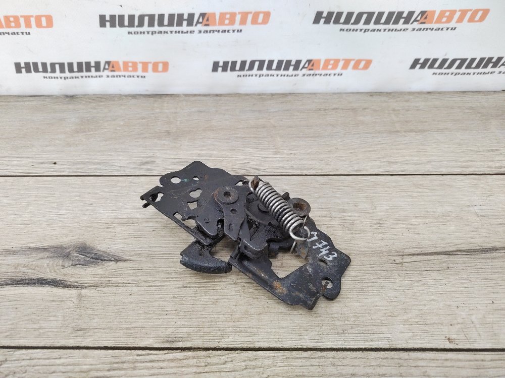 Замок капота, 700 рублей, Москва