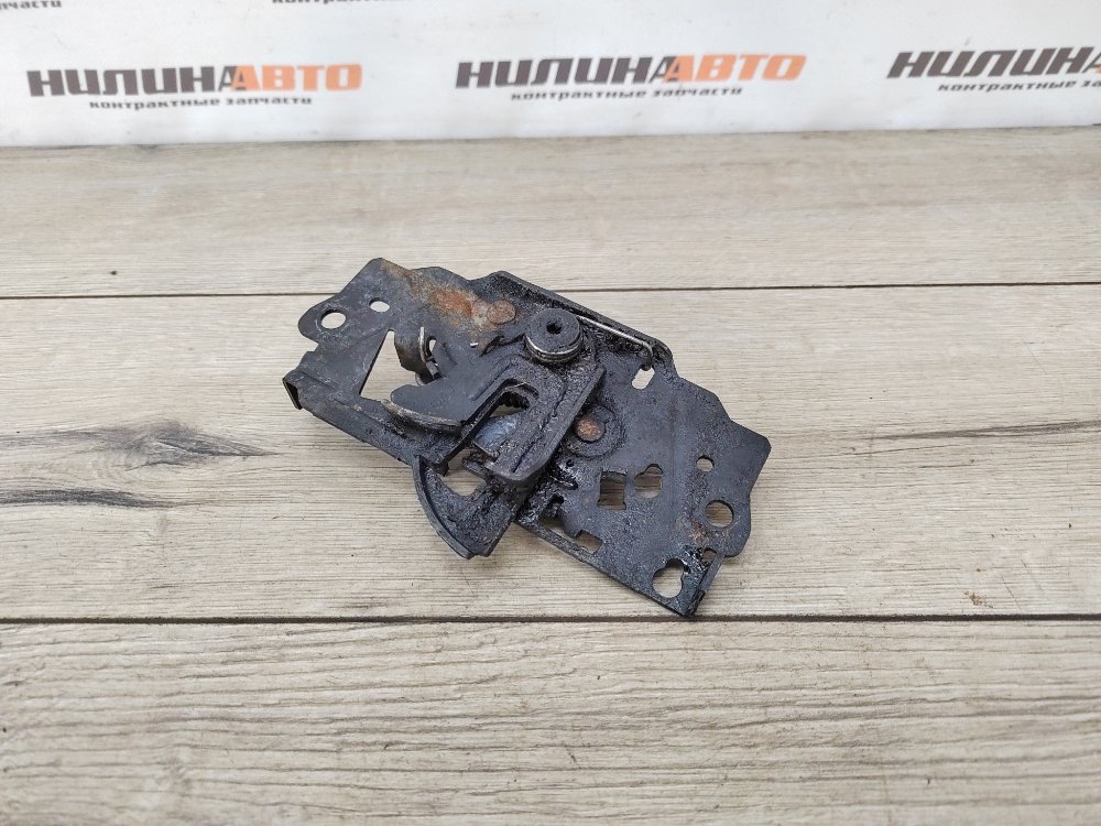 Замок капота, 700 рублей, Москва