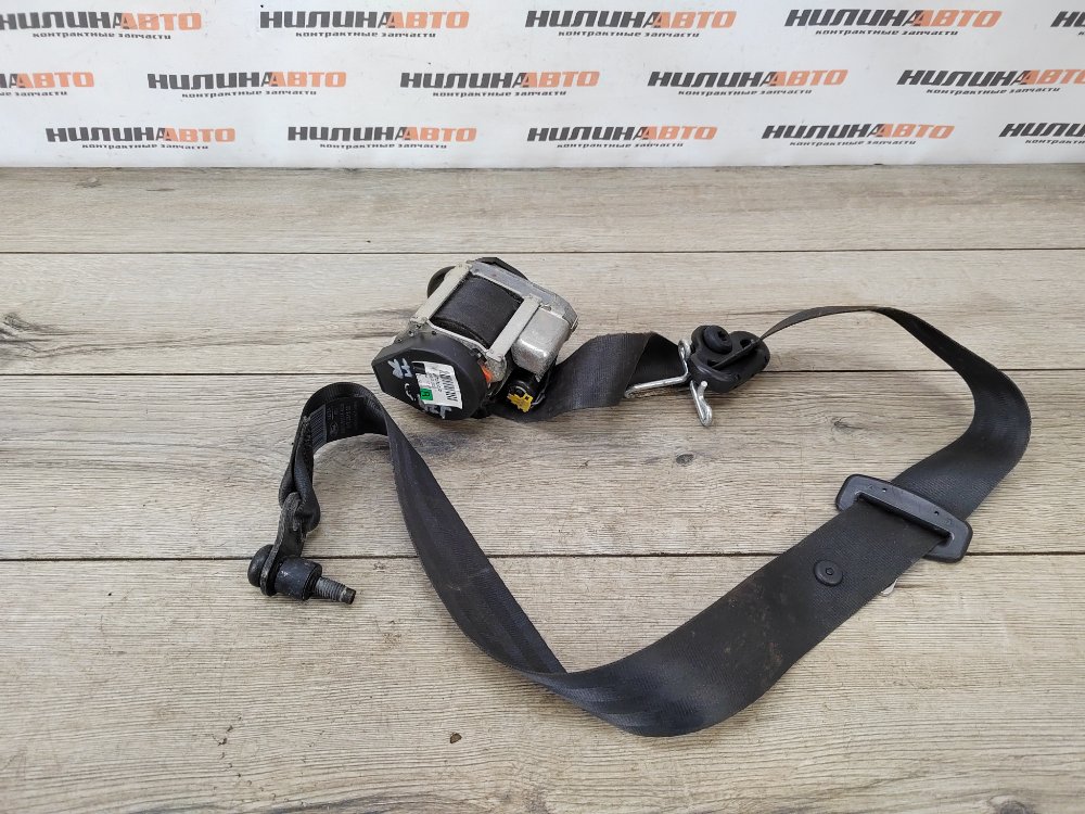 Ремень безопасности, 2000 рублей, Москва