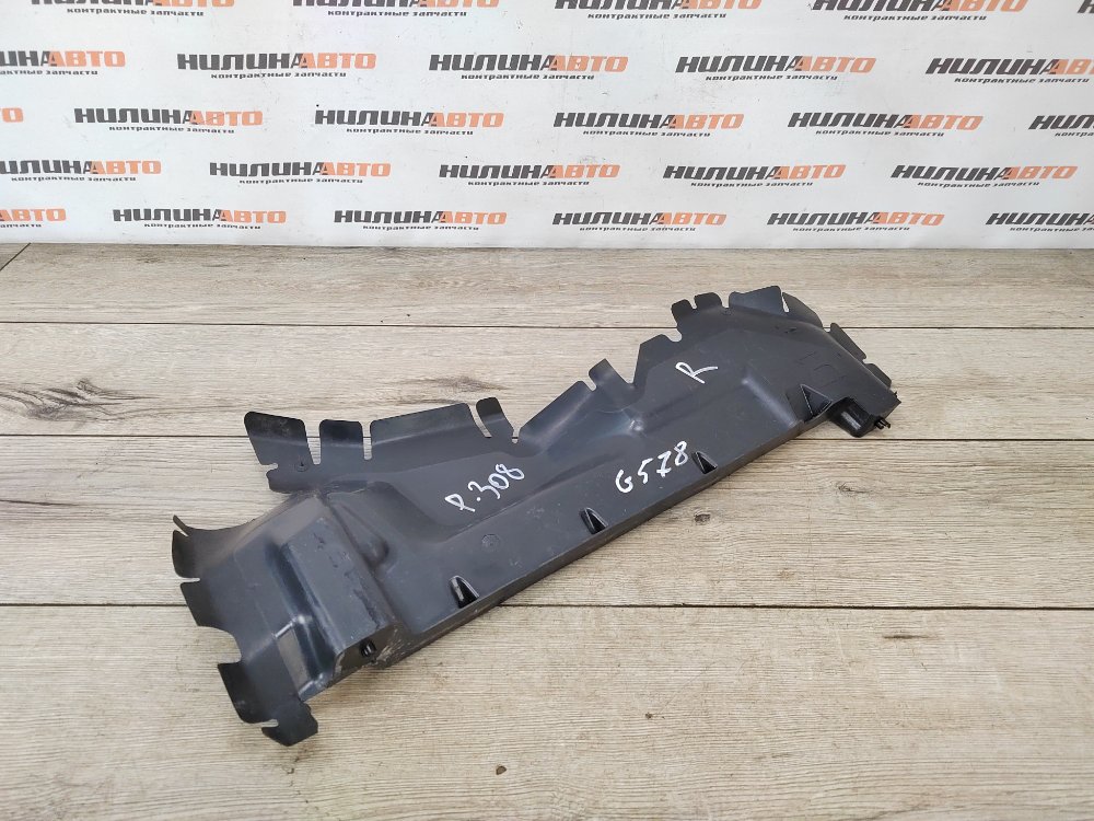 Дефлектор радиатора, 400 рублей, Москва