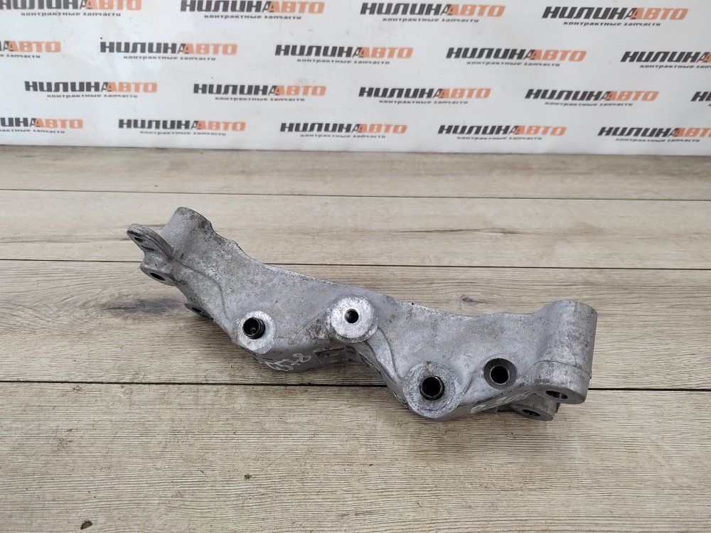 Кронштейн двигателя, 300 рублей, Москва