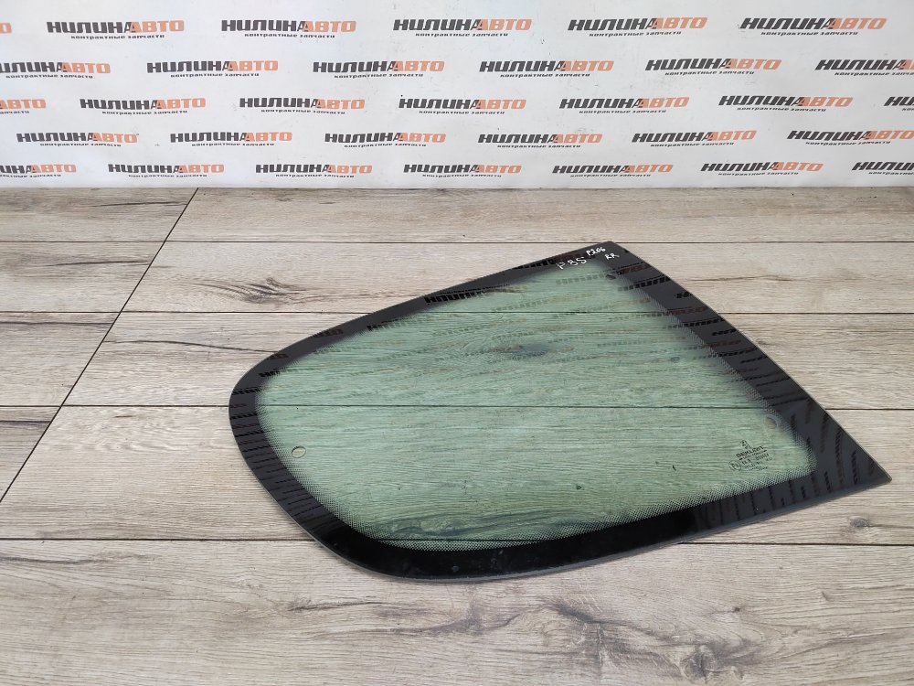 Стекло глухое кузова, 1000 рублей, Москва