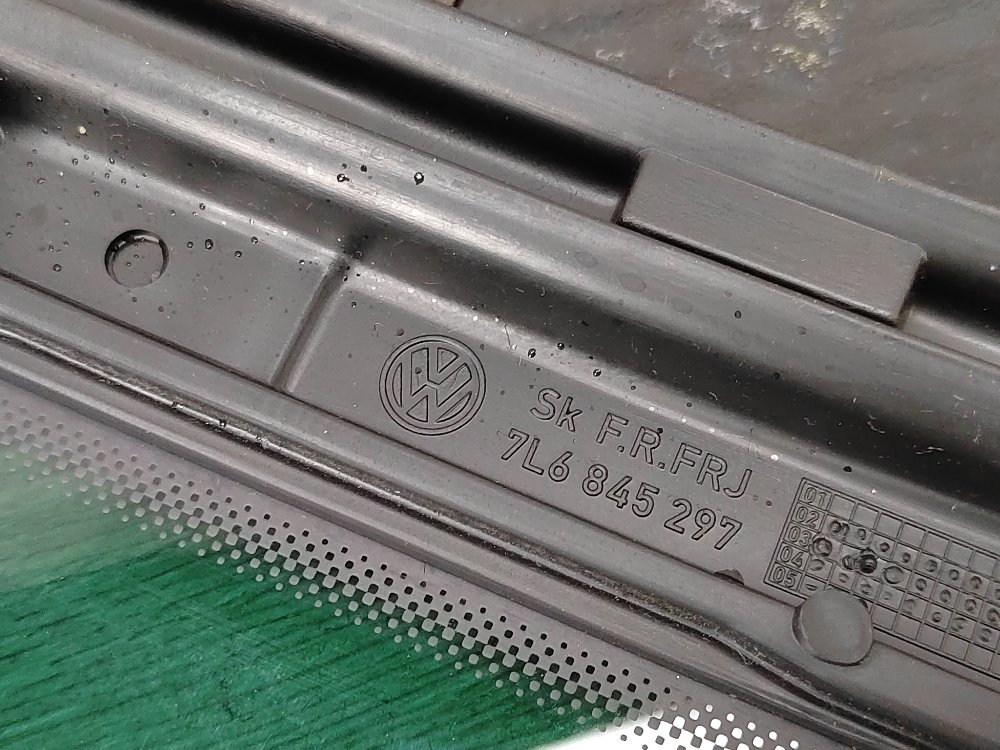 Стекло глухое кузова, 1000 рублей, Москва