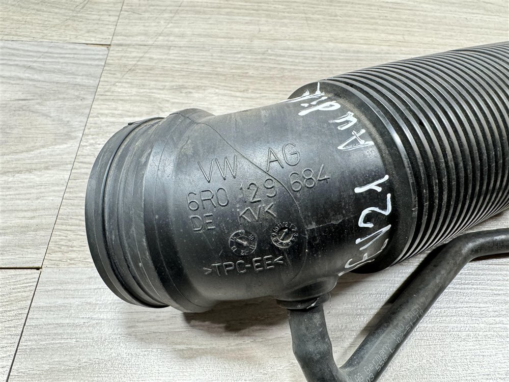 Патрубок воздушного фильтра, 1000 рублей, Севастополь