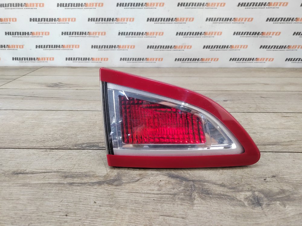 Фонарь в крышку багажника, 1500 рублей, Москва