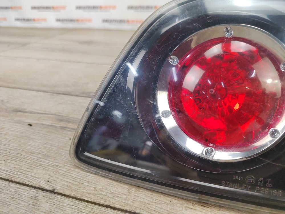 Фонарь в крышку багажника, 500 рублей, Москва