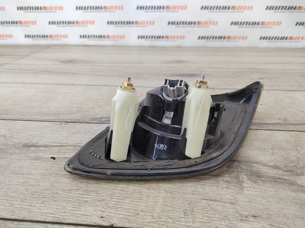 Фонарь в крышку багажника, 500 рублей, Москва