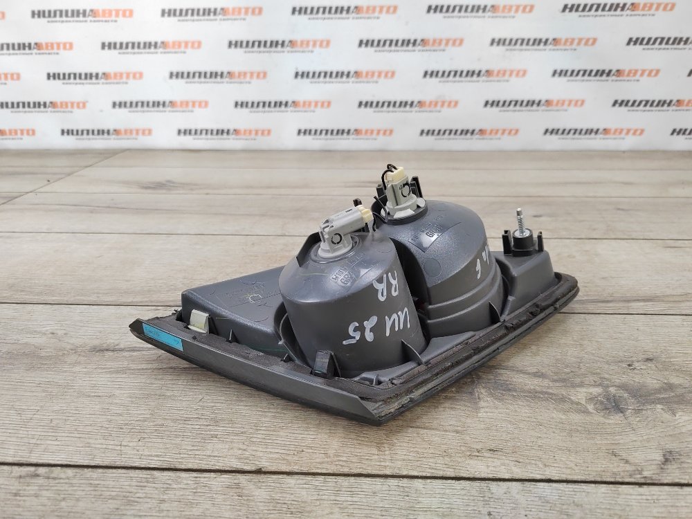 Фонарь в крышку багажника, 1800 рублей, Москва