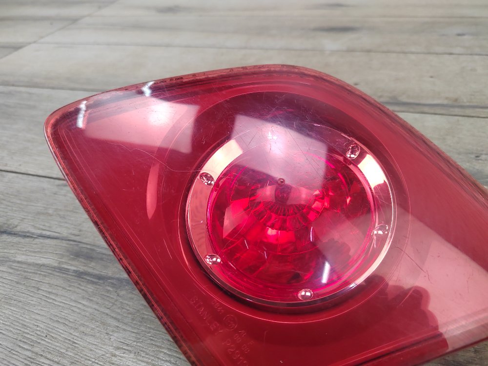 Фонарь в крышку багажника, 500 рублей, Москва