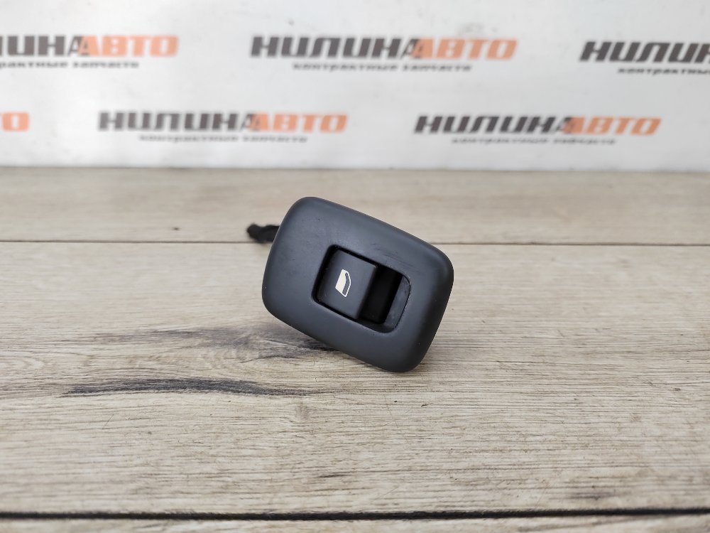 Кнопка стеклоподъемника, 500 рублей, Москва