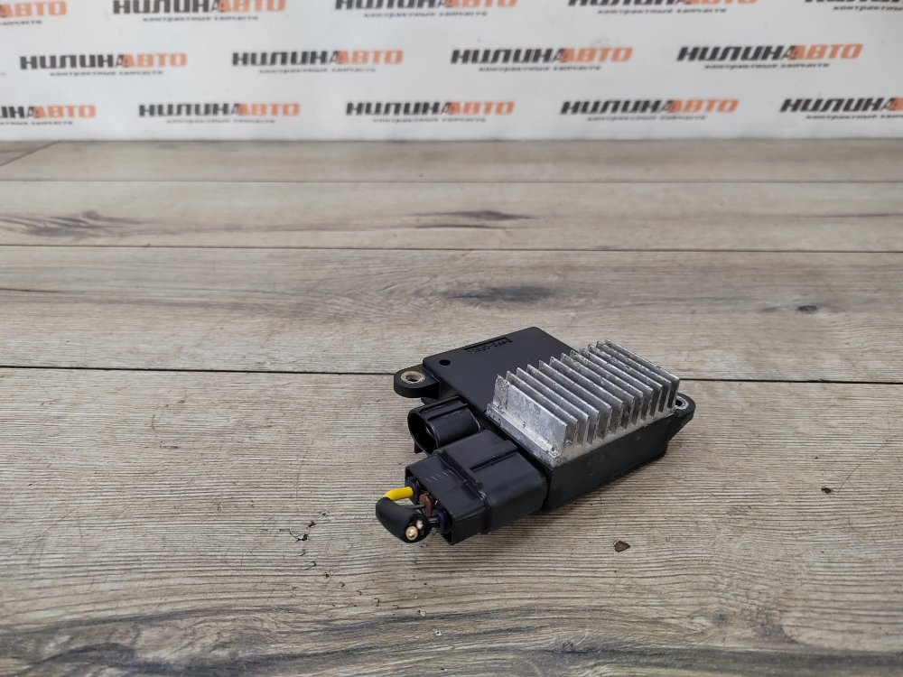 Блок управления вентилятором, 1000 рублей, Москва