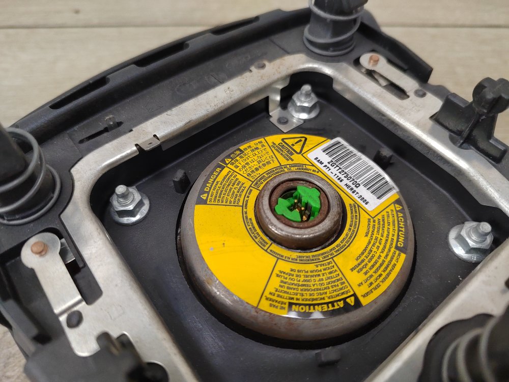 Подушка безопасности в руль, 2300 рублей, Москва