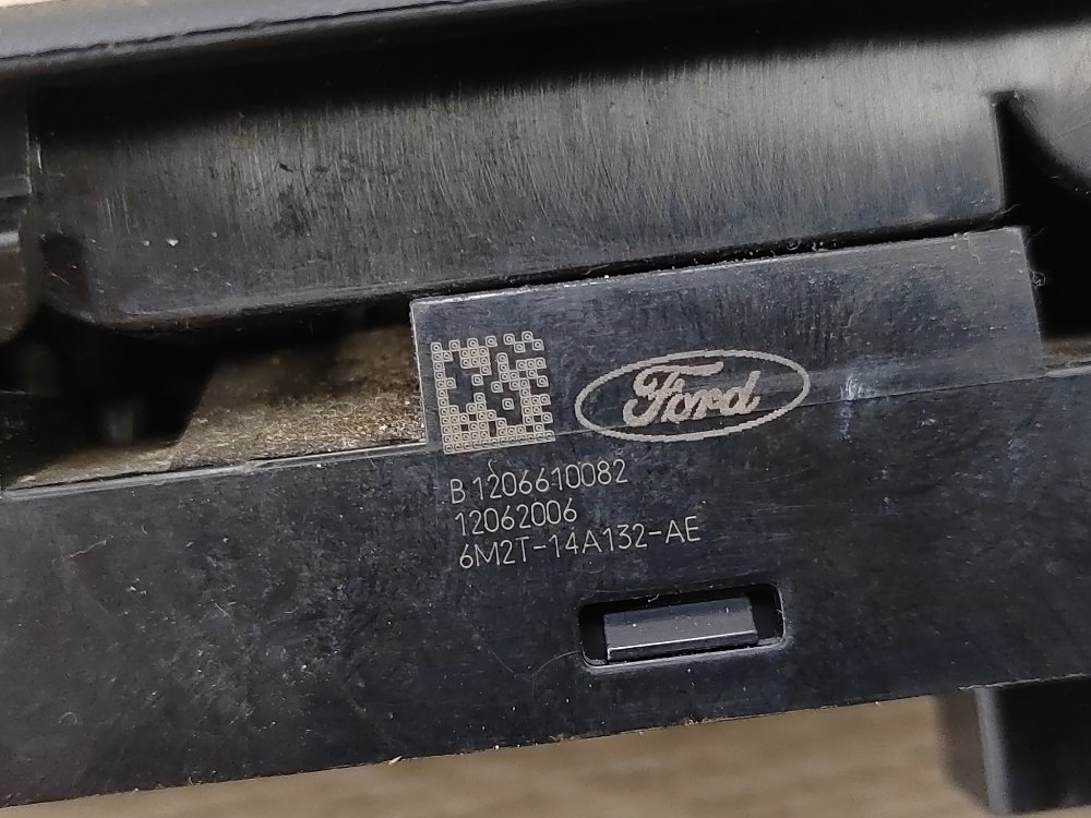 Блок управления стеклоподъемниками, 1000 рублей, Москва