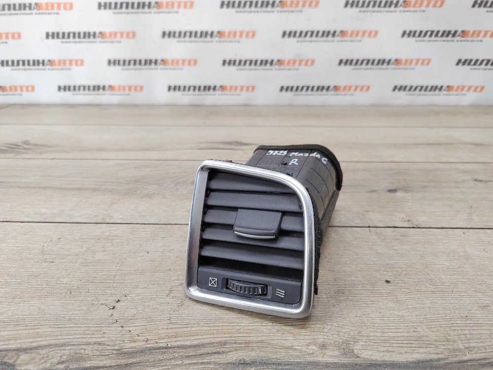 Дефлектор в торпедо, 1000 рублей, Москва