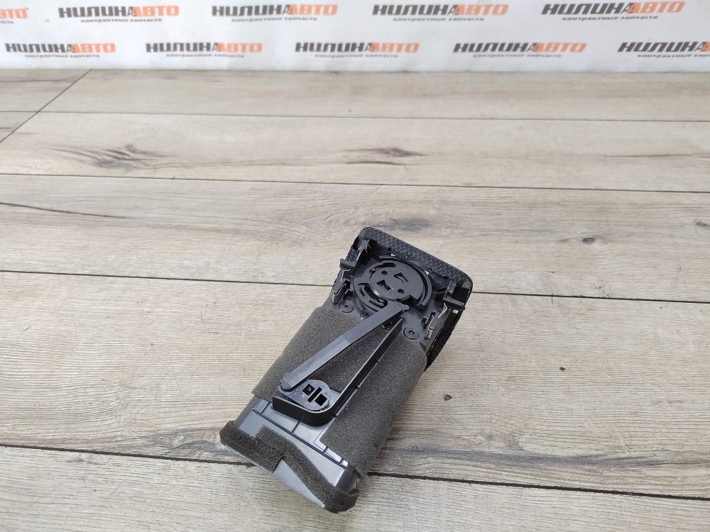 Дефлектор в торпедо, 1000 рублей, Москва