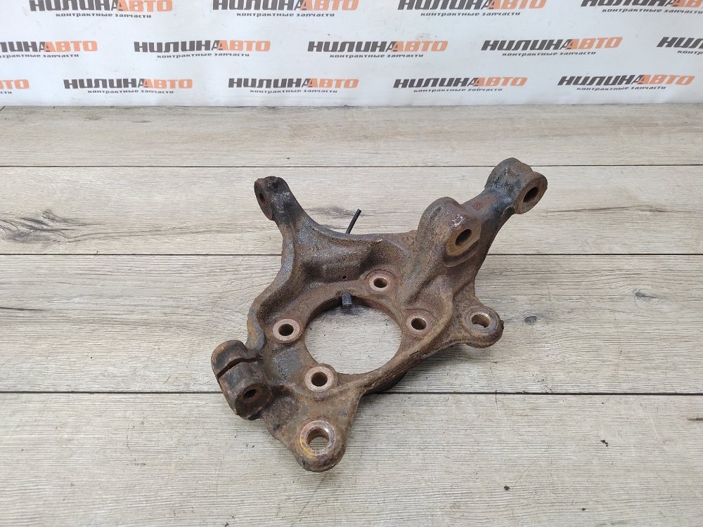 Кулак поворотный, 2000 рублей, Москва