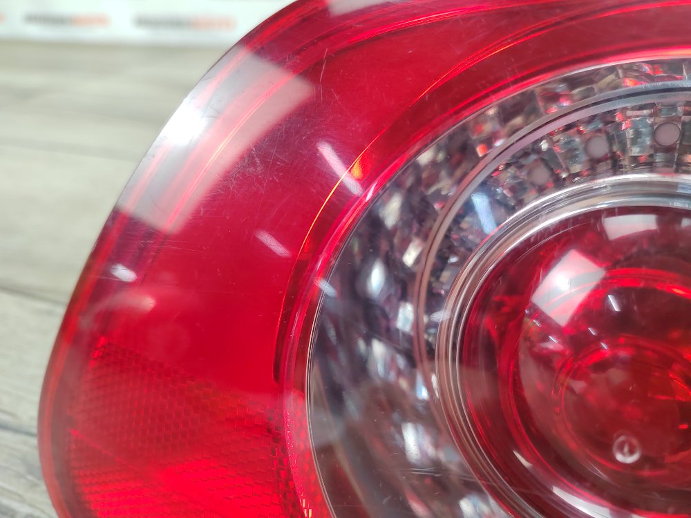 Фонарь в крышку багажника, 500 рублей, Москва