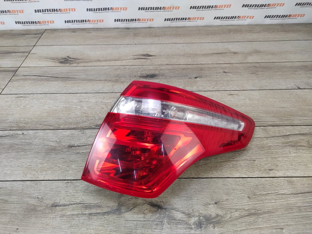 Фонарь в крыло, 2000 рублей, Москва