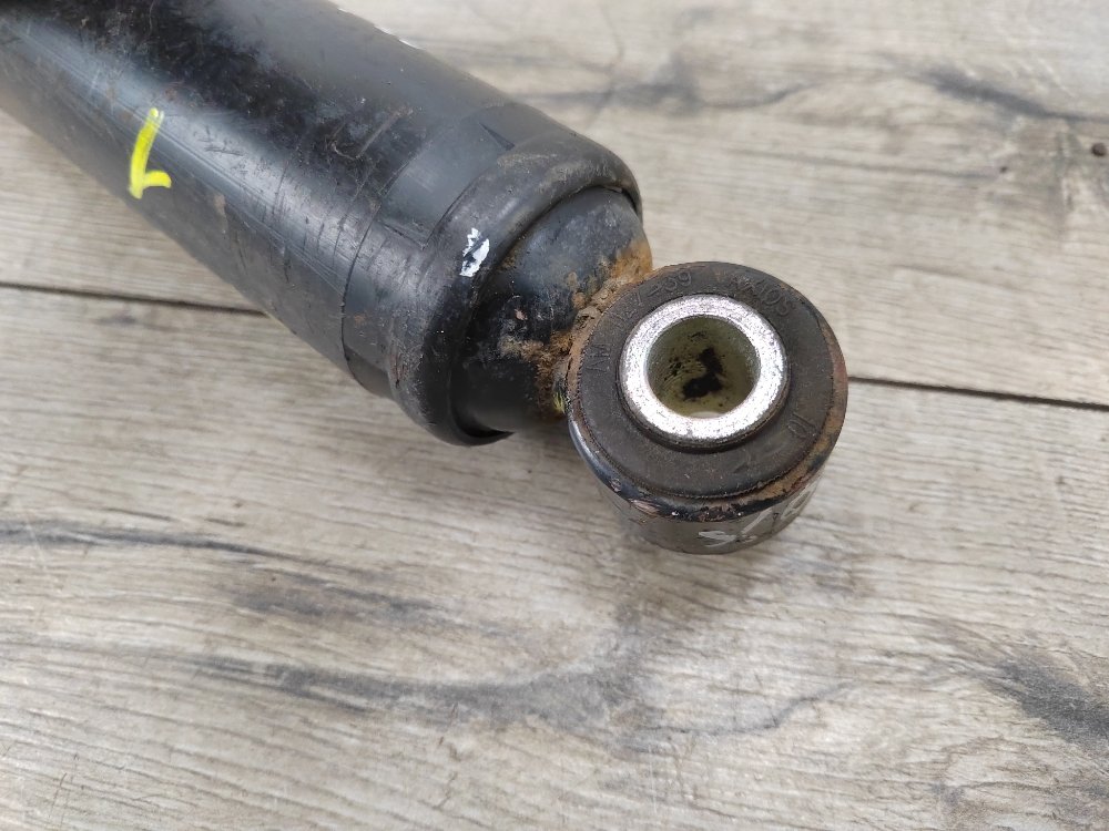 Амортизатор, 900 рублей, Москва