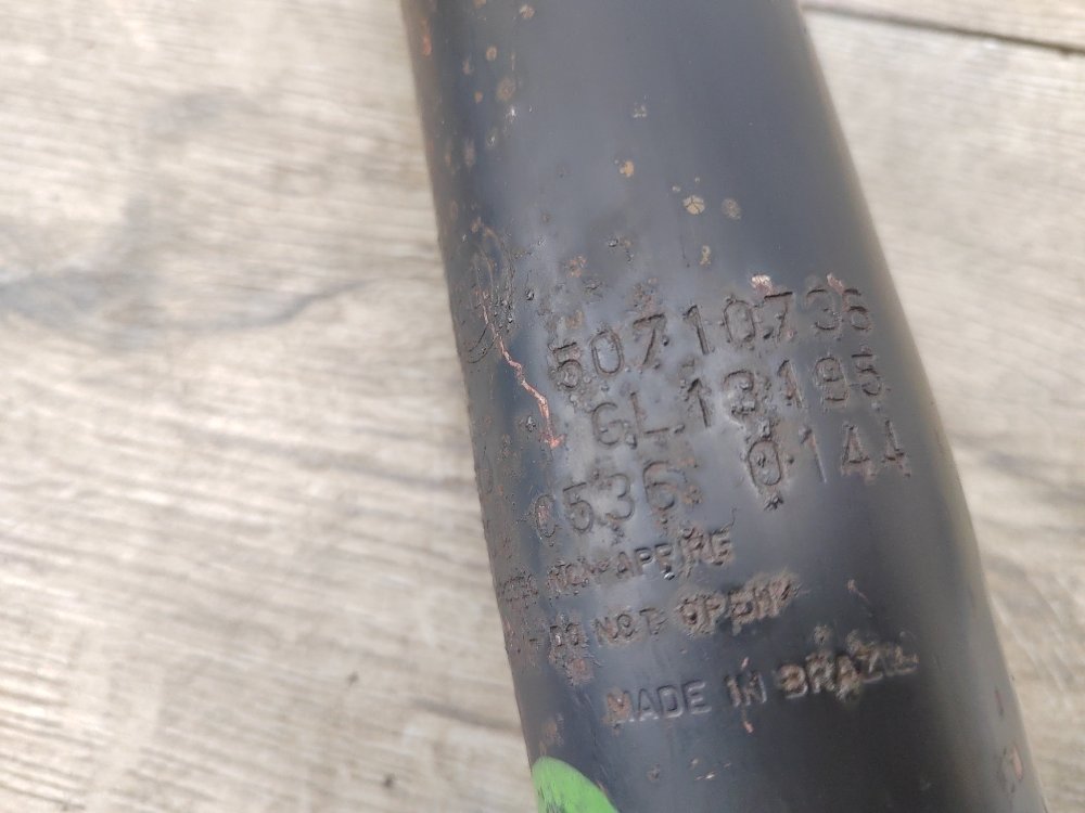 Амортизатор, 900 рублей, Москва