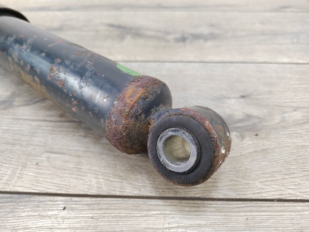 Амортизатор, 900 рублей, Москва