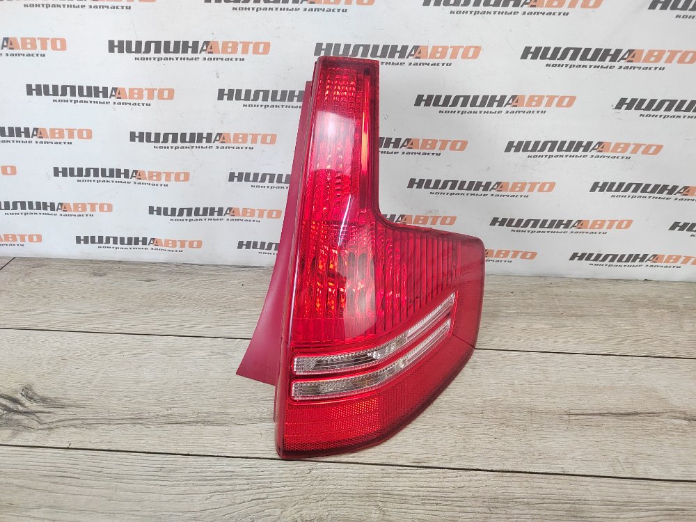 Фонарь в крыло, 2200 рублей, Москва