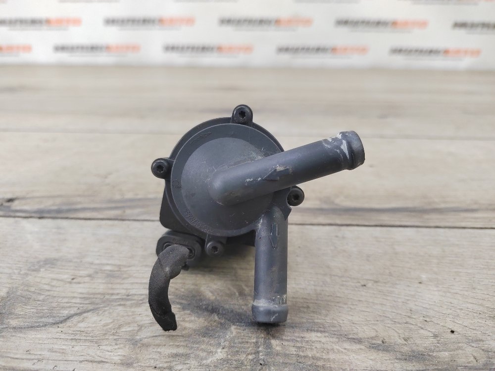 Насос водяной вспомогательный, 3500 рублей, Москва