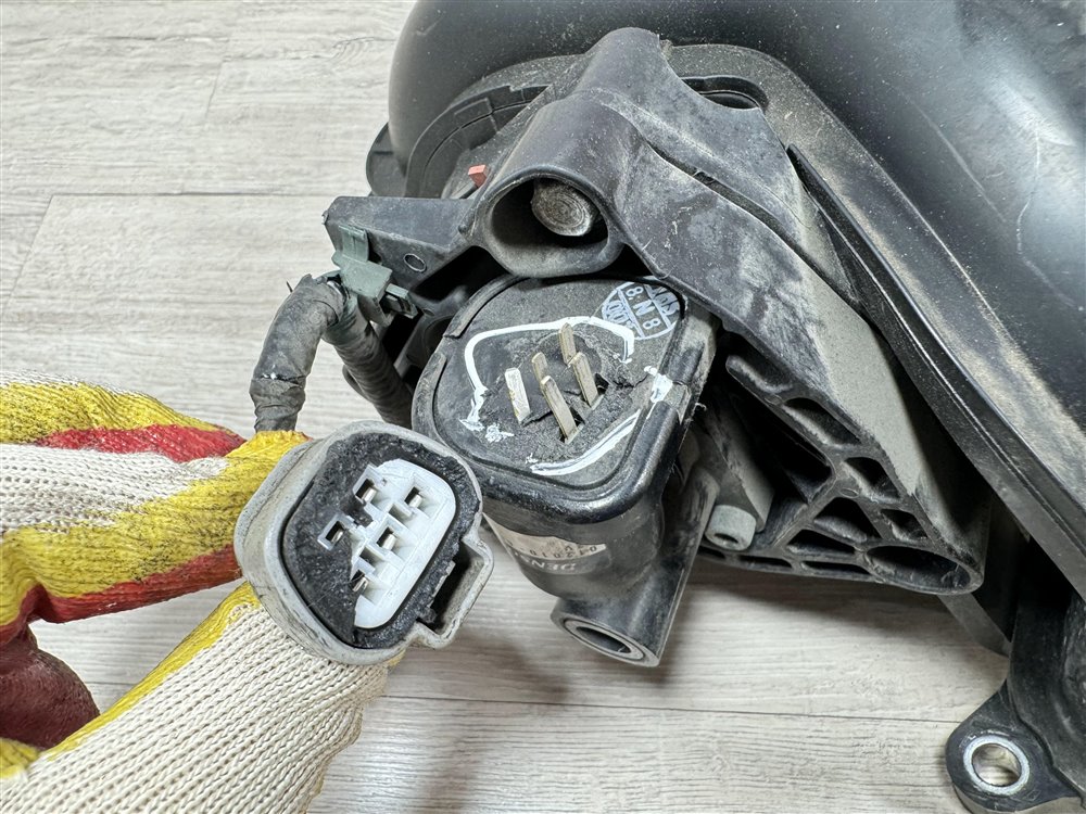 Коллектор впускной, 2000 рублей, Севастополь