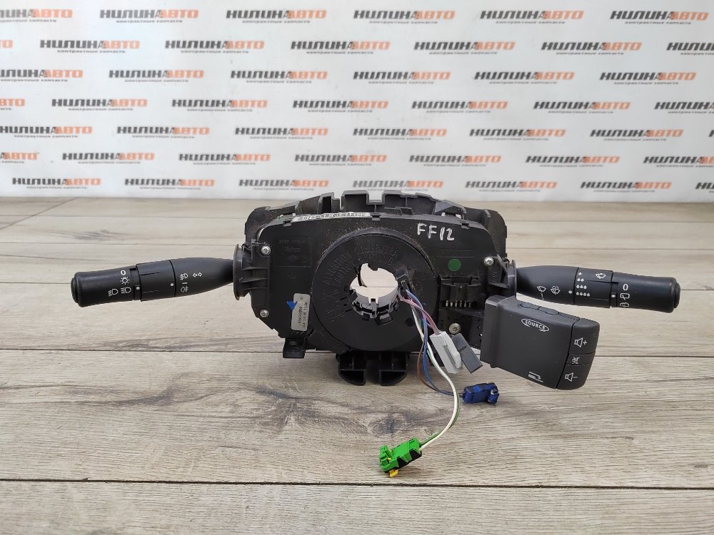 Подрулевой переключатель, 3000 рублей, Москва