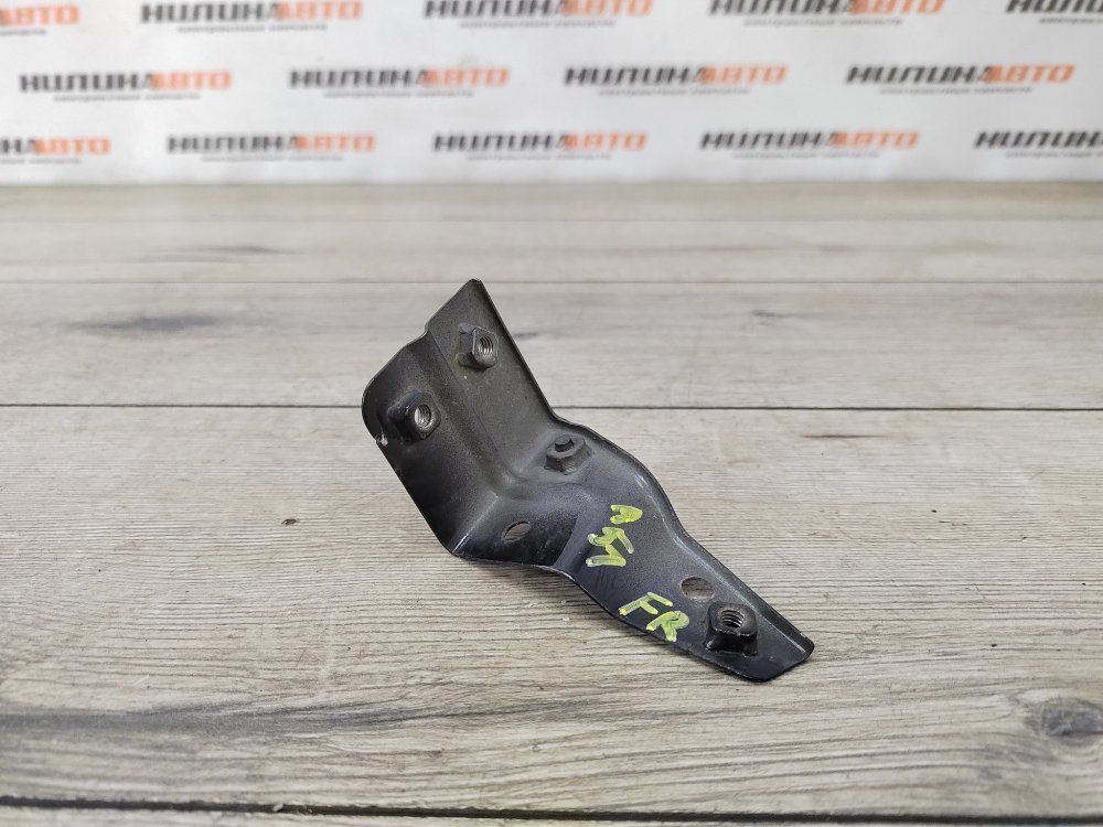 Кронштейн крыла, 800 рублей, Москва