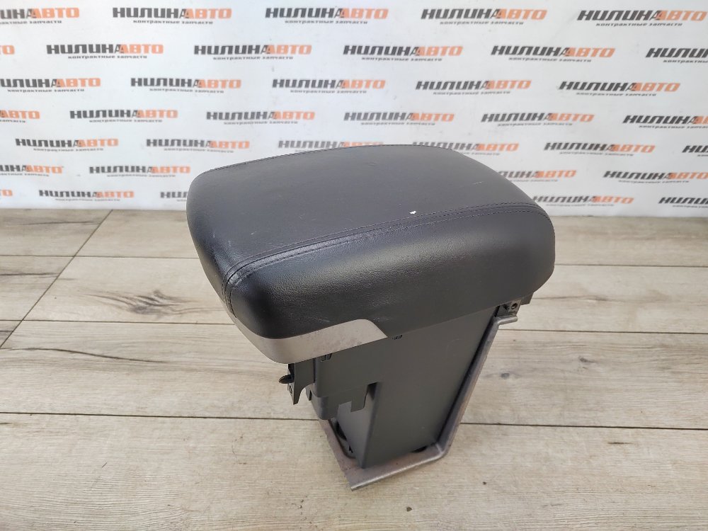 Подлокотник, 3000 рублей, Москва